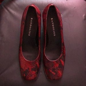 Shoes size 8 leather Bandolino